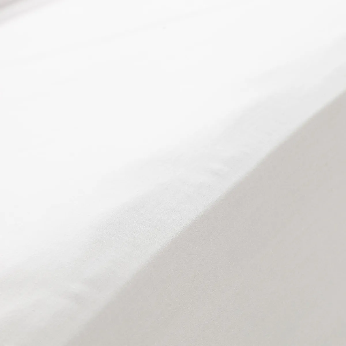 BASEMENT HOME - Sábana Bajera Lisa 100% Algodón 200 Hilos