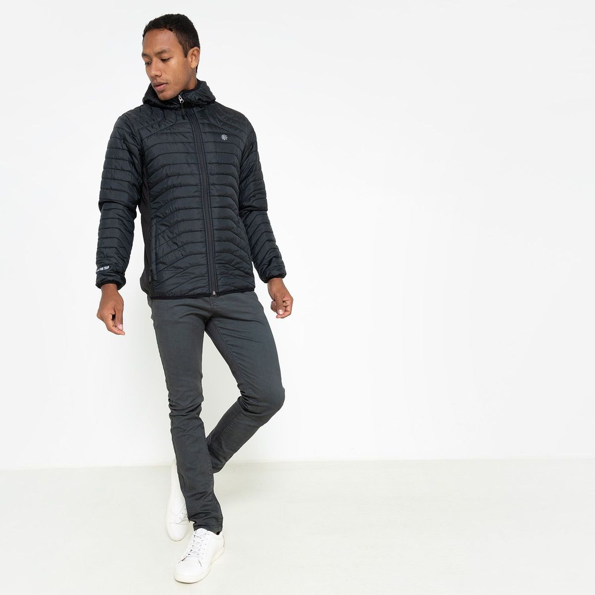 MOUNTAIN GEAR - Casaca