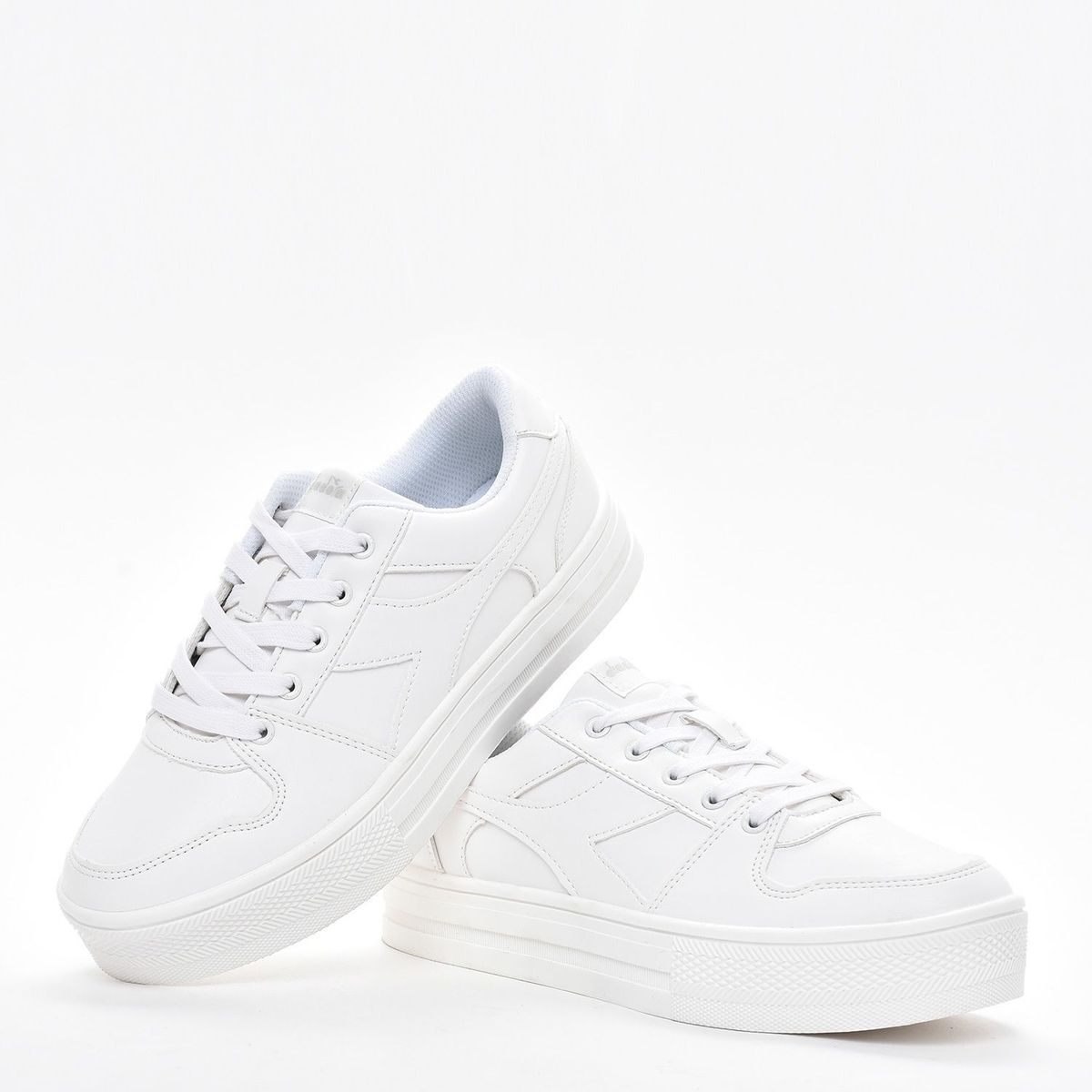 DIADORA - Zapatillas Urbanas Frego 