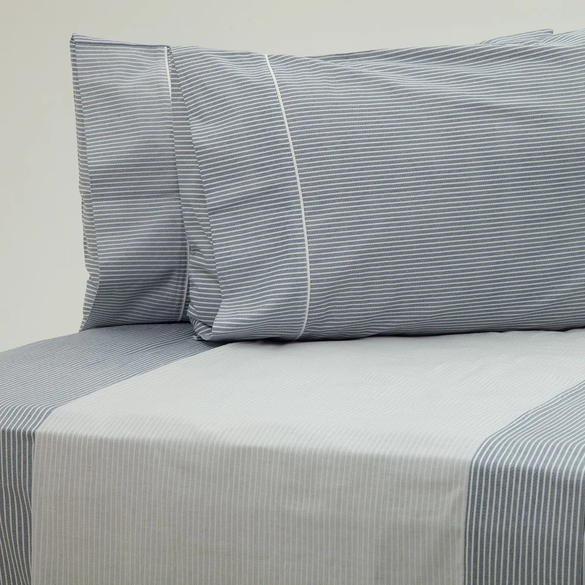 BASEMENT HOME - Juego de Sábanas Augusto 100% Algodón 250 Hilos