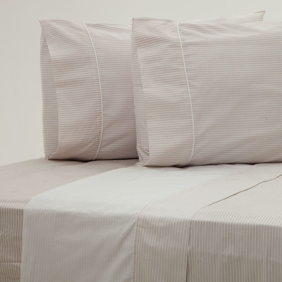 BASEMENT HOME - Juego de Sábanas Augusto 100% Algodón 250 Hilos