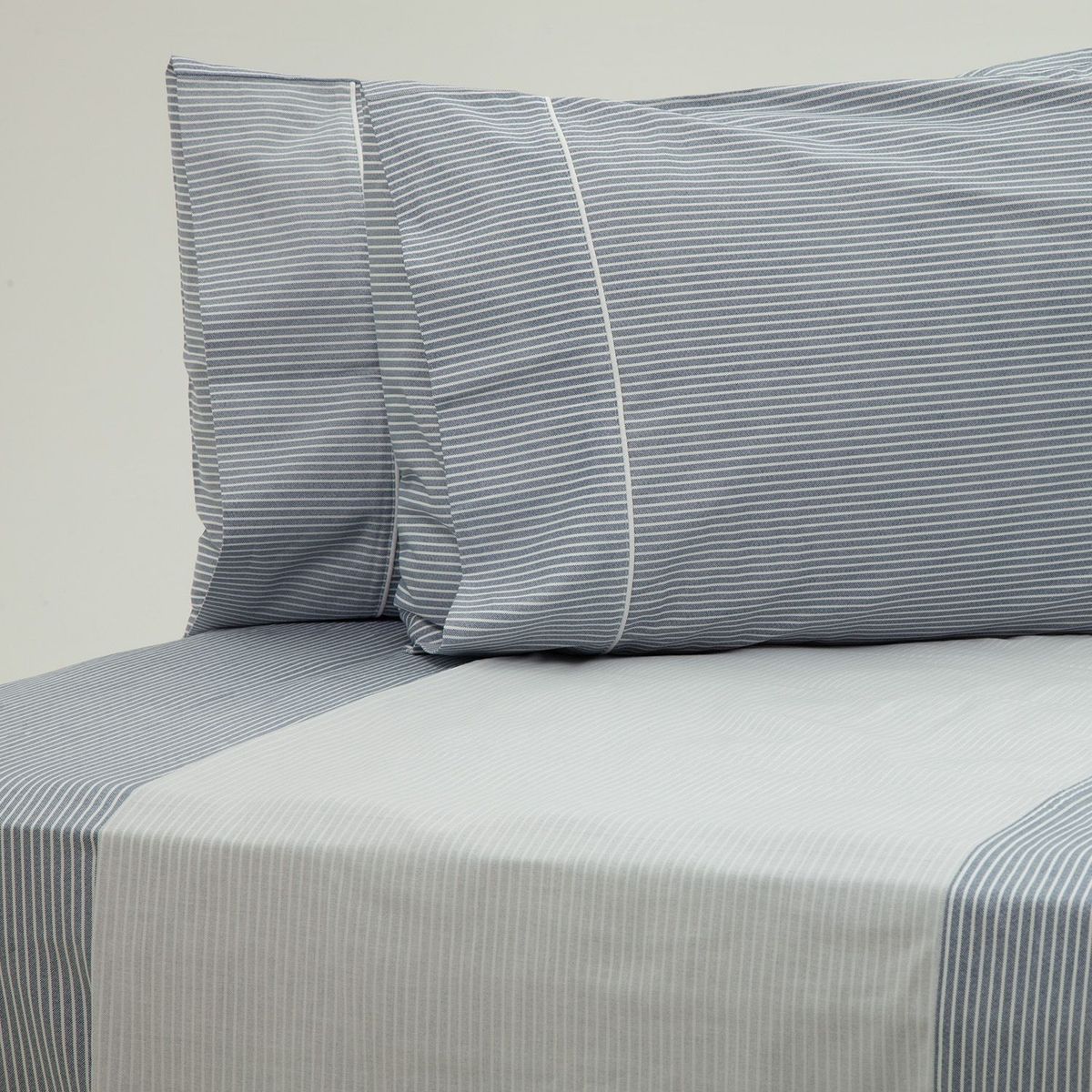 BASEMENT HOME - Juego de Sábanas Augusto 100% Algodón 250 Hilos