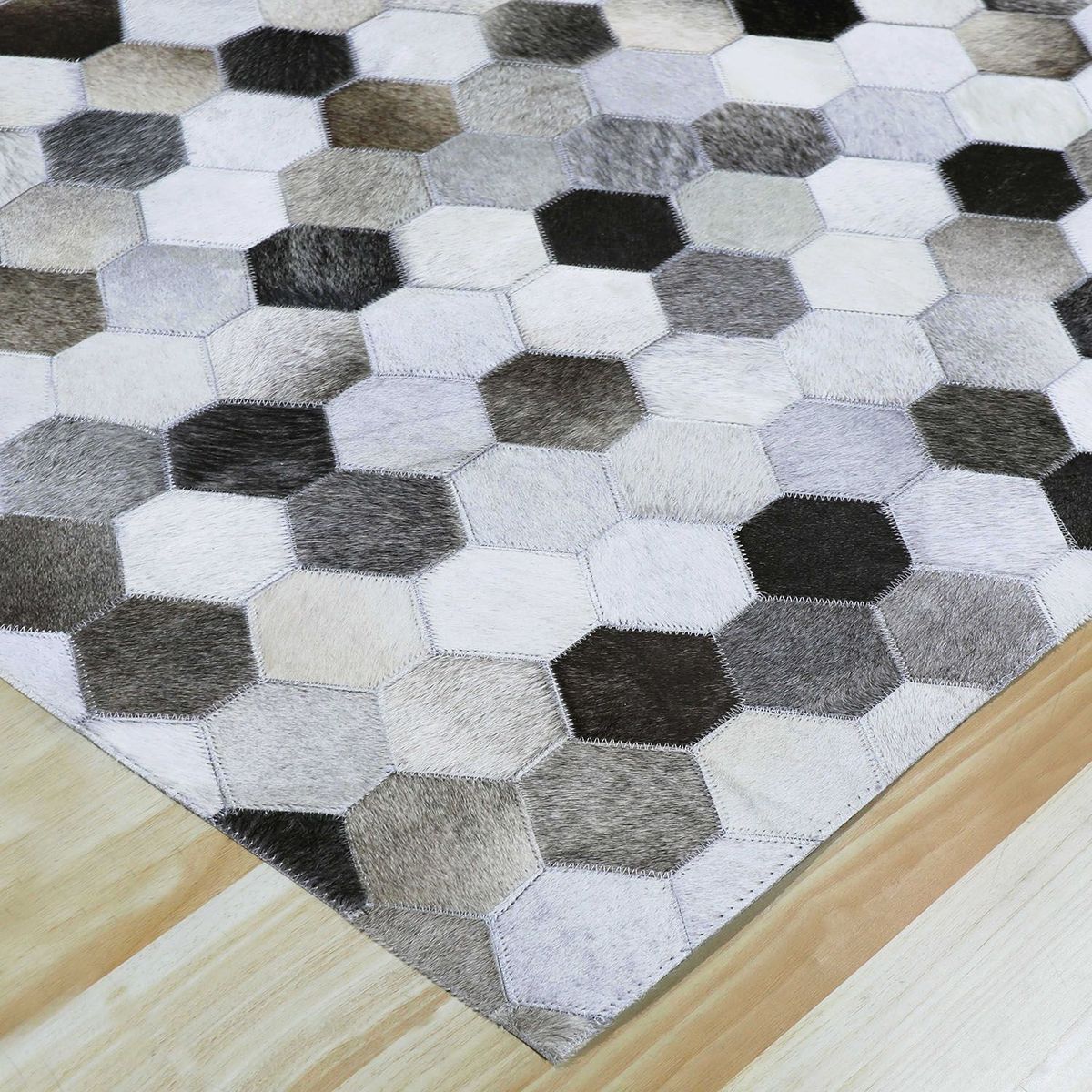 BASEMENT HOME - Alfombra de Cuero Dots