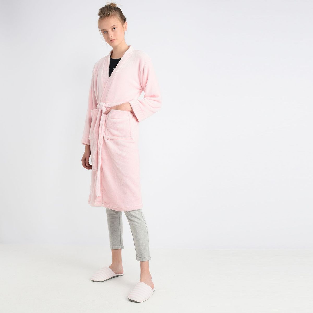 BASEMENT HOME - Pack Bata de Baño + Pantuflas