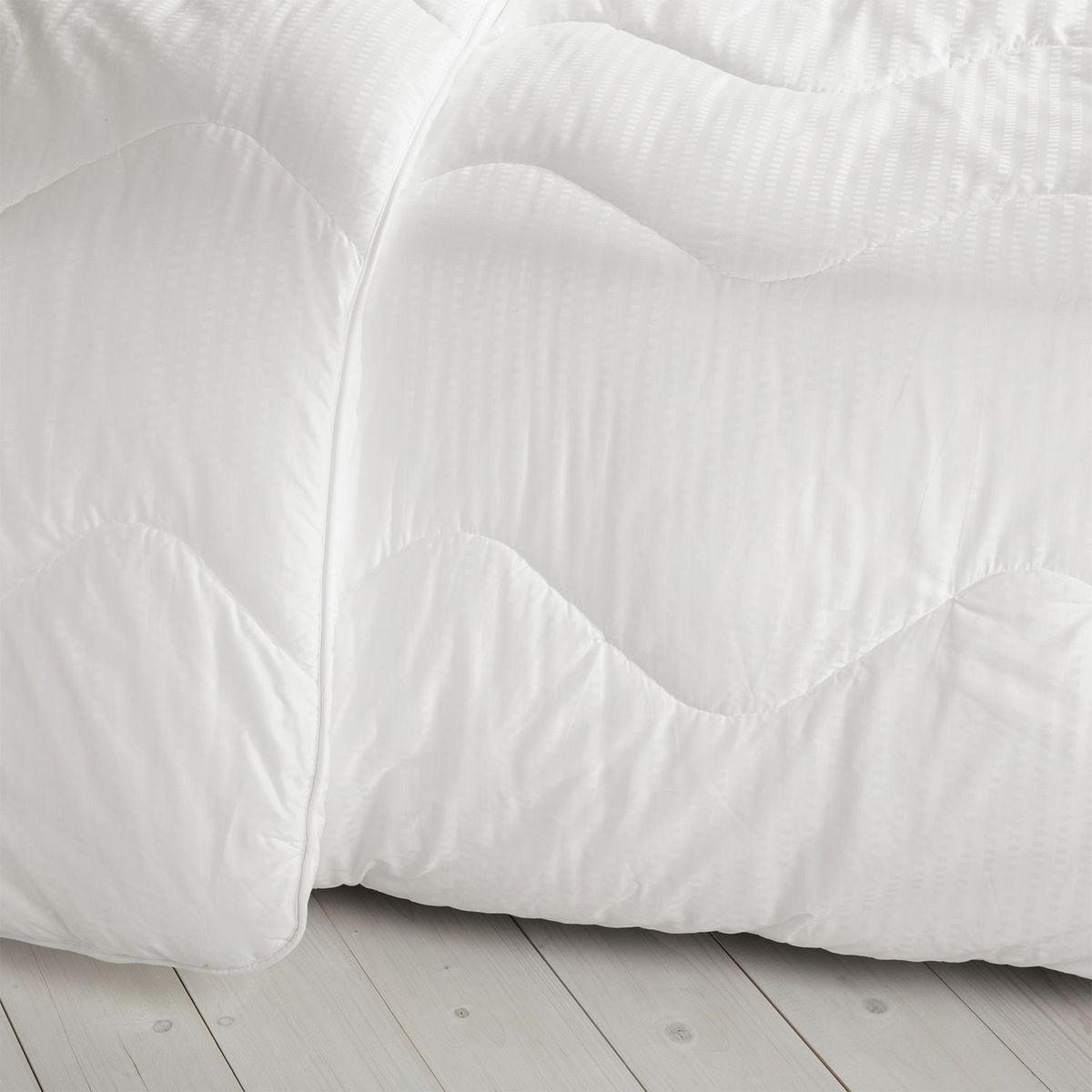 JOHN LEWIS & PARTNERS - Edredón Antialérgico 4.5t