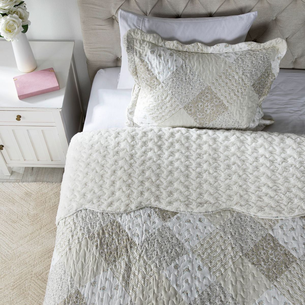 ROBERTA ALLEN - Cubrecama Patch Con Sherpa Roberta Allen