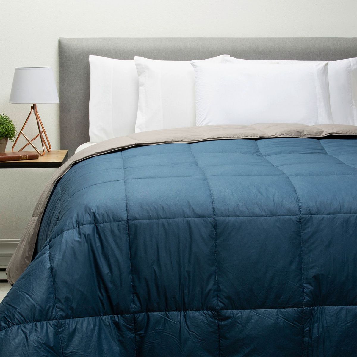 BASEMENT HOME - Edredón Plumas 5/95 Basement Home