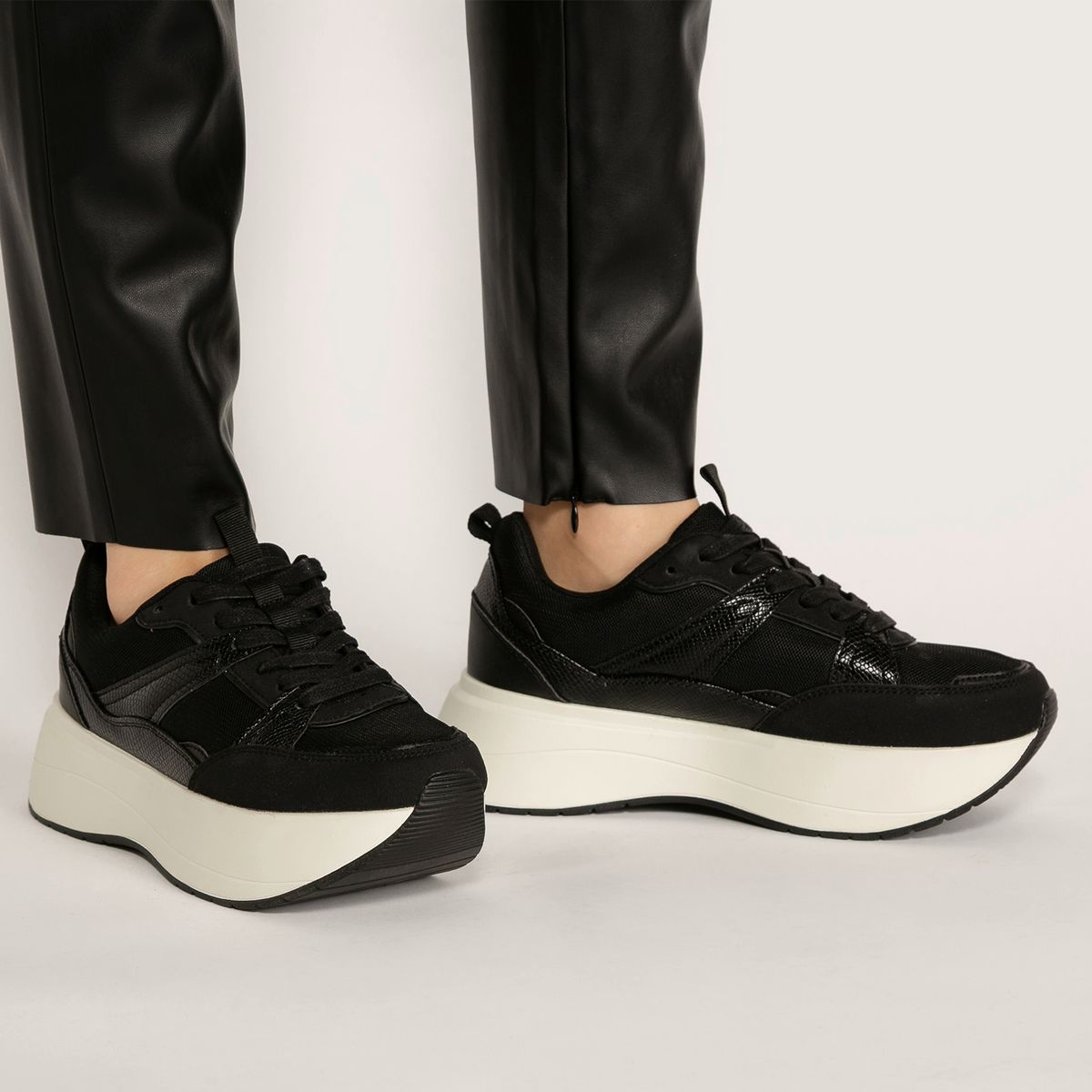 BASEMENT -  Zapatos Mujer Urbano Caldys Ne