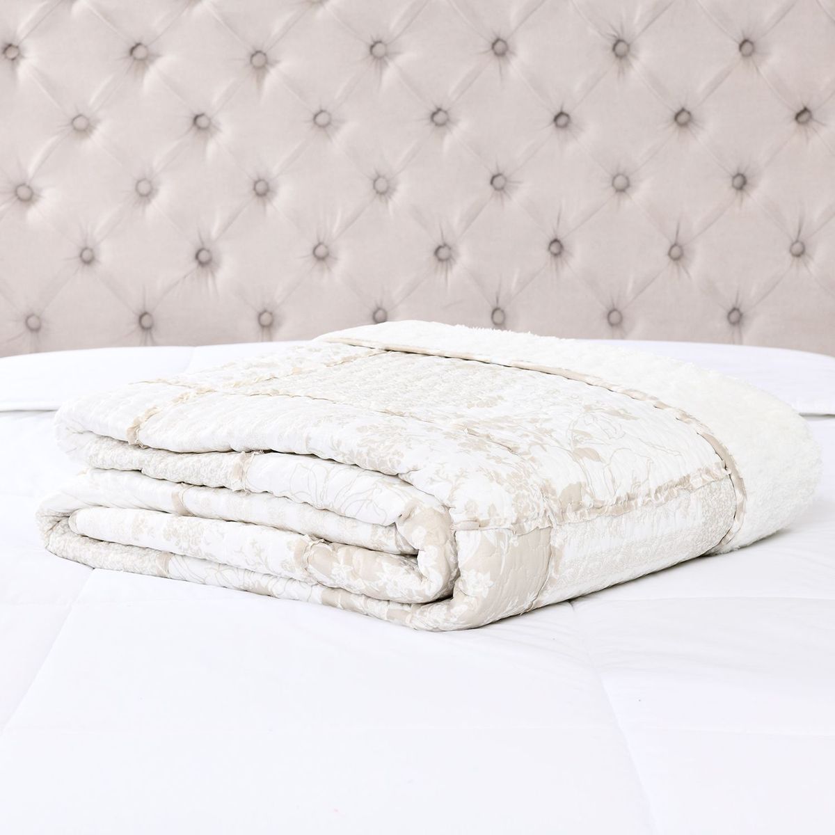 ROBERTA ALLEN - Cubrecama Patch Sherpa