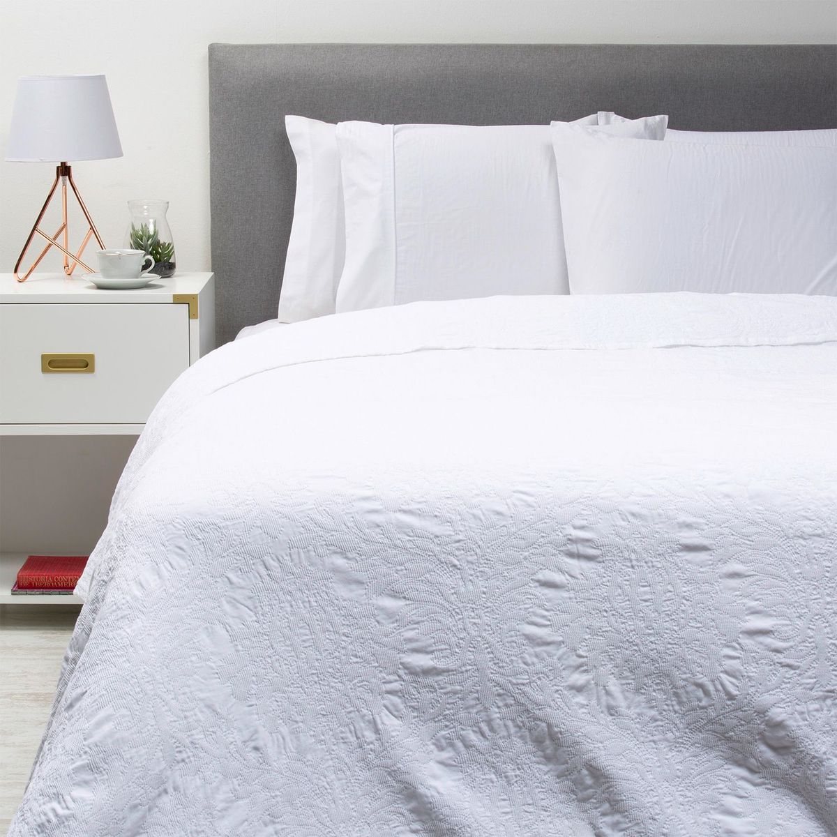 ROBERTA ALLEN - Cubrecama 100% Algodón Valentina