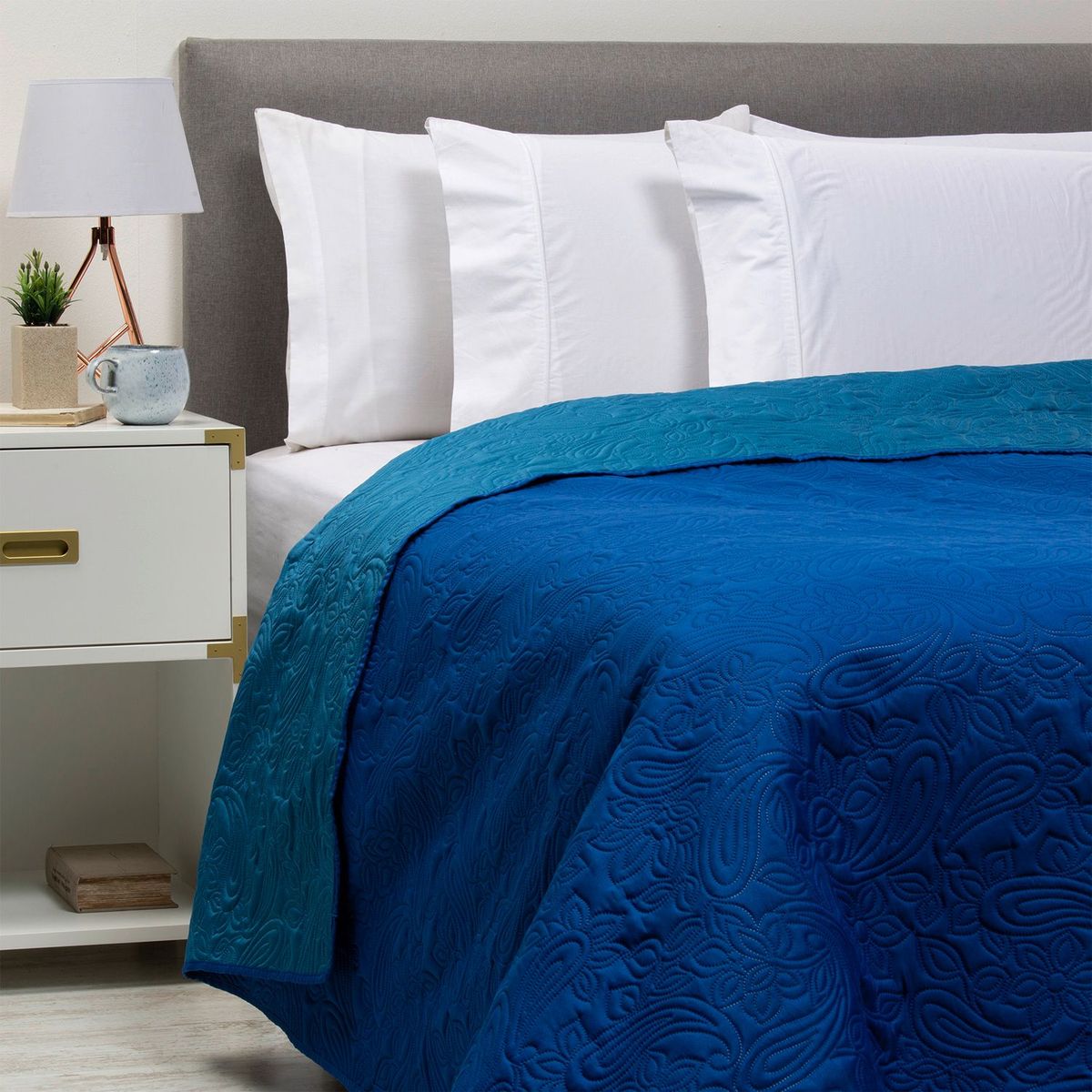 AMBIENTA - Cubrecama Azul