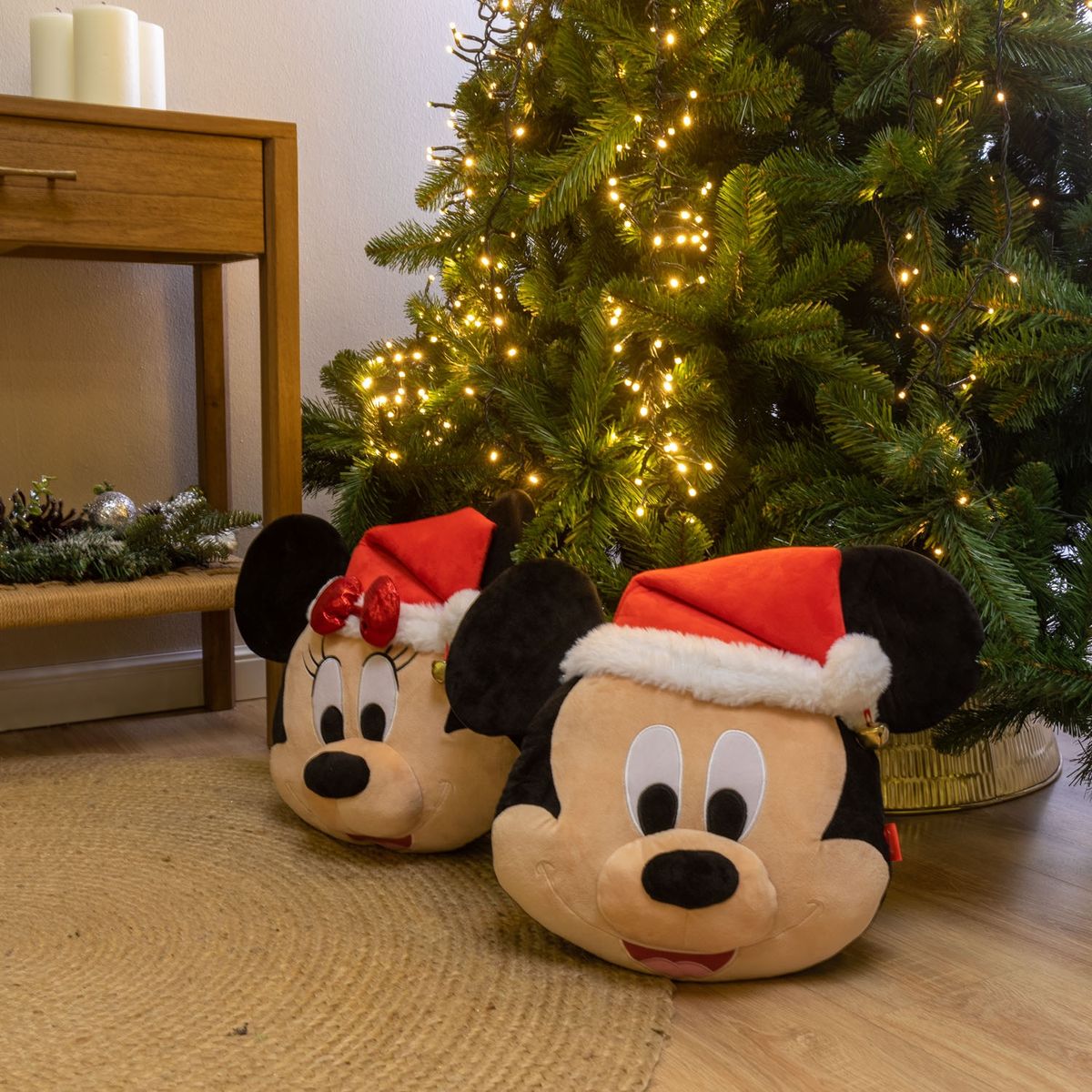 DISNEY - Cojin navideño Disney Cara Minnie 50cm