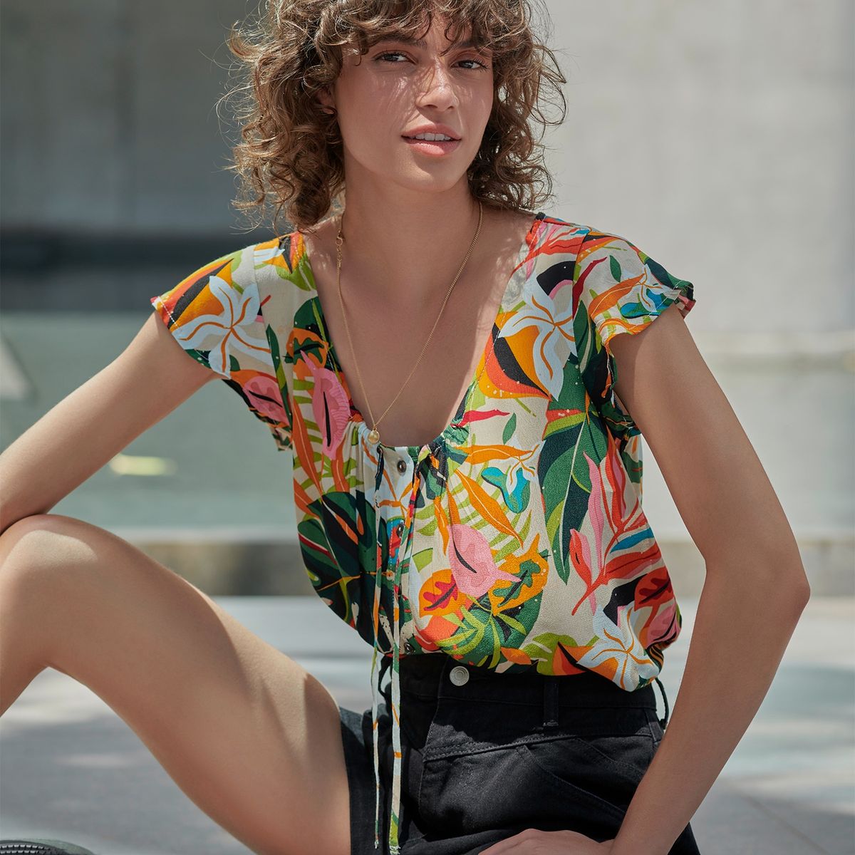 BASEMENT - Top Lazo Mujer Basement