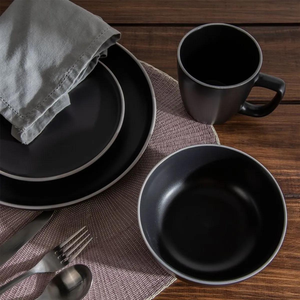 BASEMENT HOME - Juego de Vajilla 24 Piezas Cerámica Arena