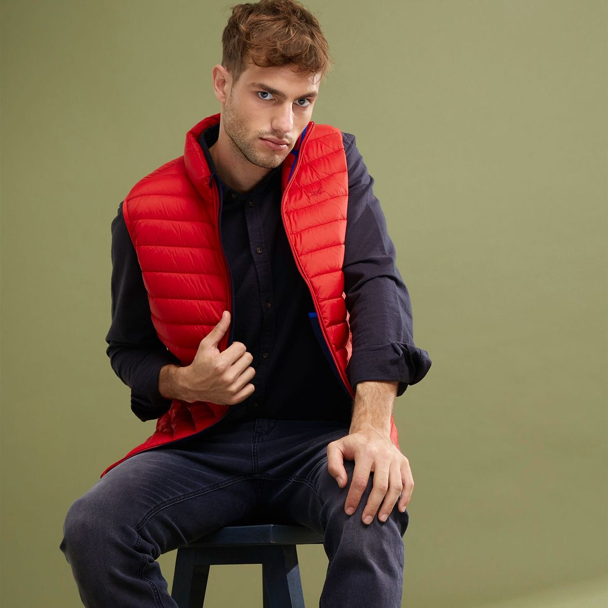 UNIVERSITY CLUB - Chaleco Hombre