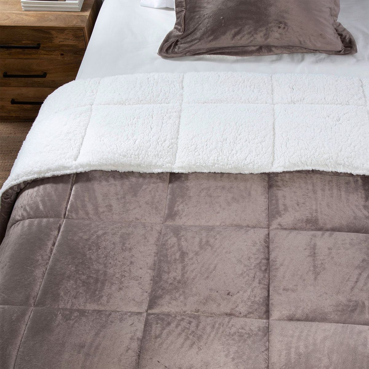 BASEMENT HOME - Edredón Mink con Sherpa