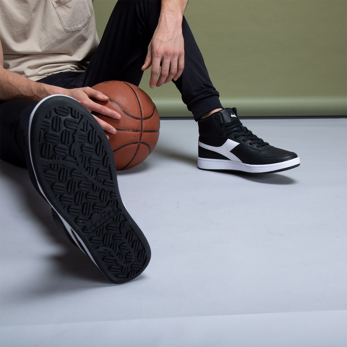 DIADORA - Zapatillas urbanas Hombre Diadora Court Mid2 Ne