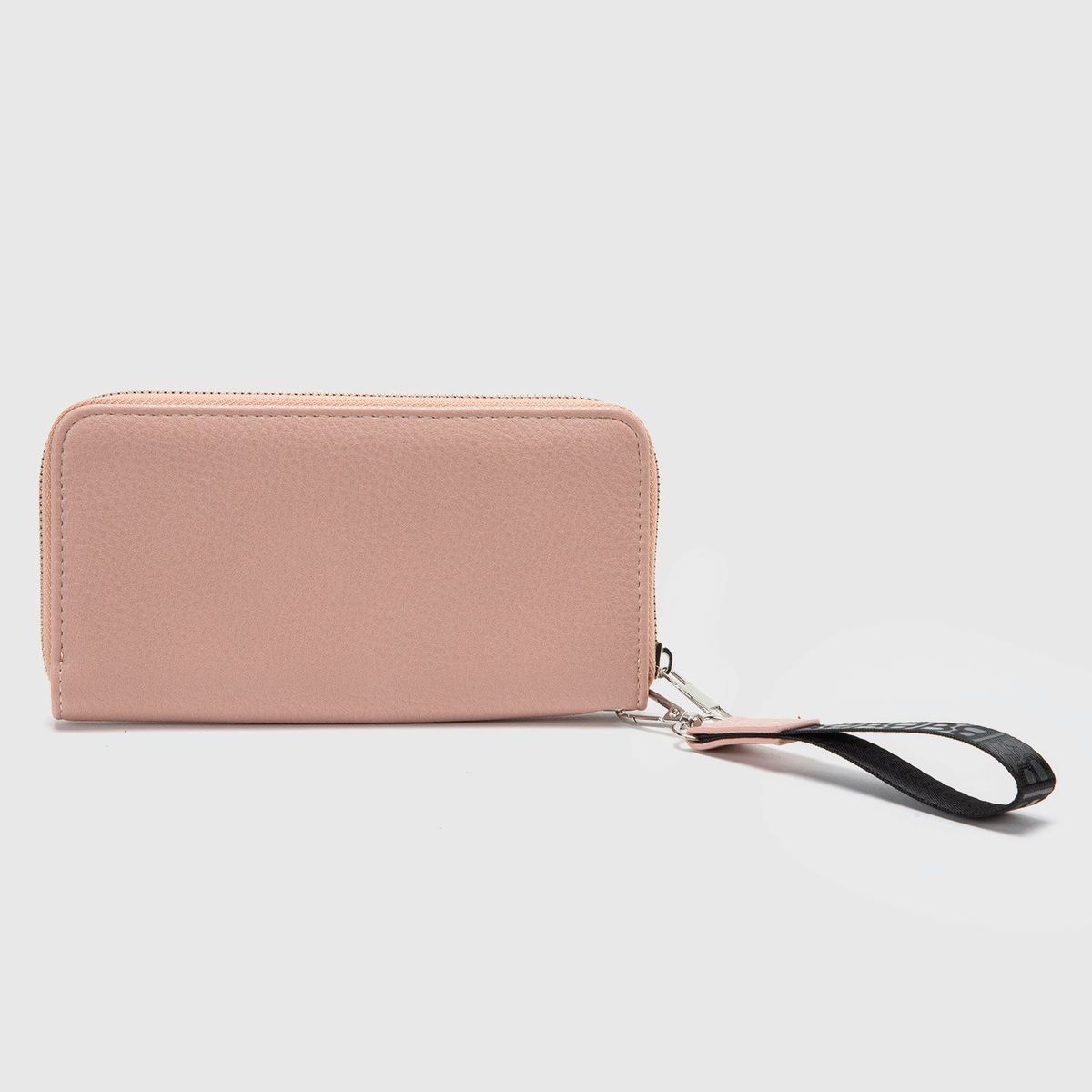 BASEMENT - BILLETERA LOGO