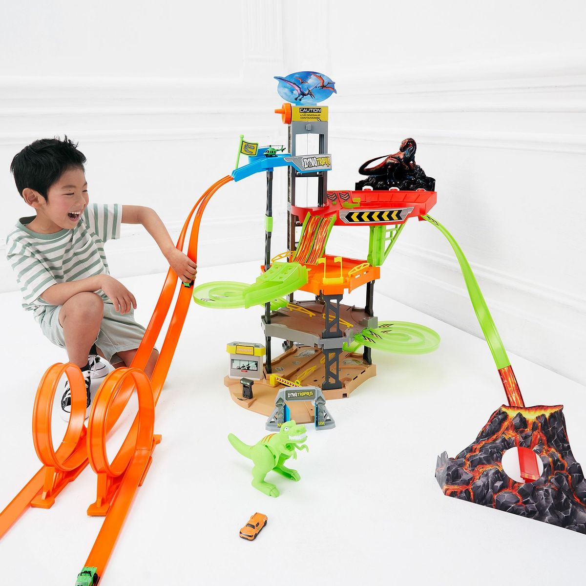 MAISTO - Pista de Carros Dinotropolis Playset Maisto