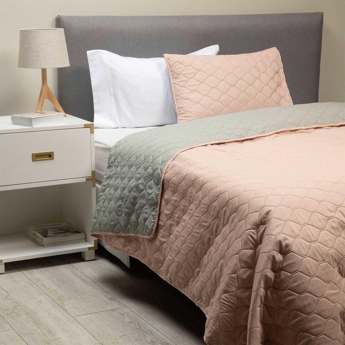 MICA - Cubrecama Heat Press Mica