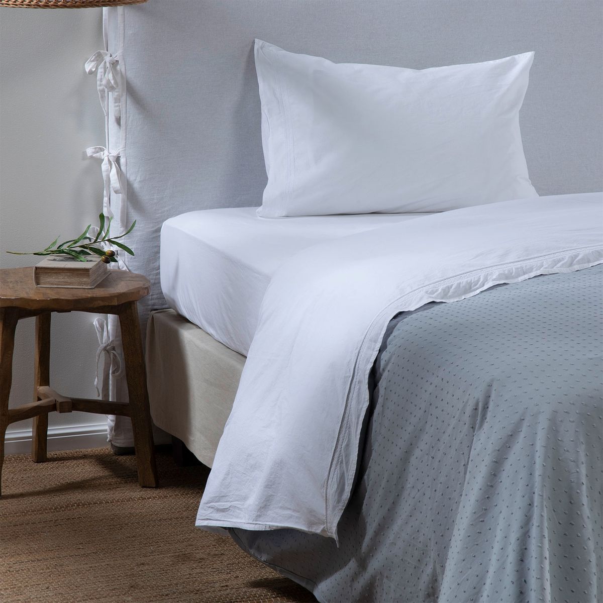 CASA CANTABRIA - Juego de Sábanas Bordadas Voile 100% Algodón 200 Hilos Casa Cantabria