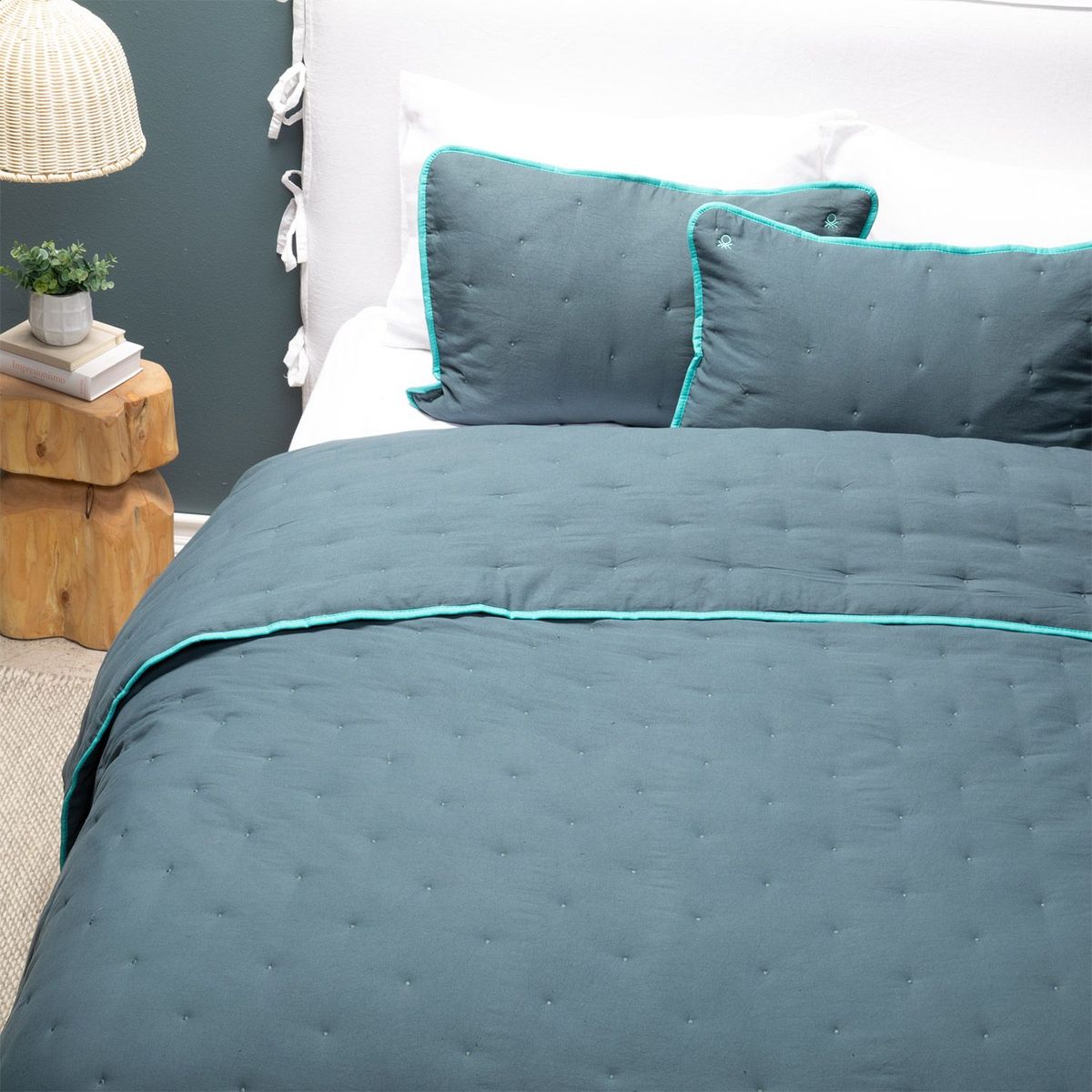 BENETTON - Cubrecama Soffice Piping Benetton