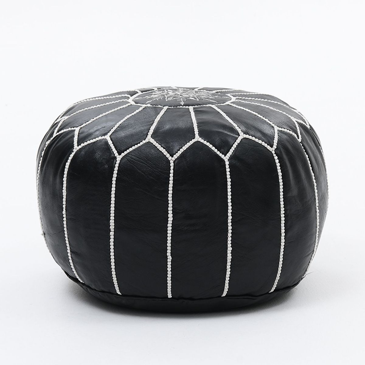 BASEMENT HOME - Puff Cuero Negro 50x50x30cm