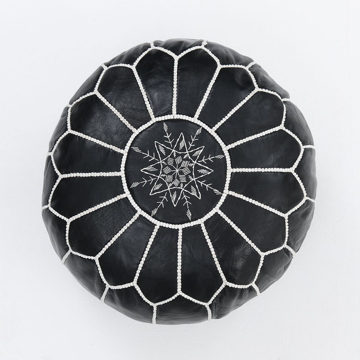 BASEMENT HOME - Puff Cuero Negro 50x50x30cm