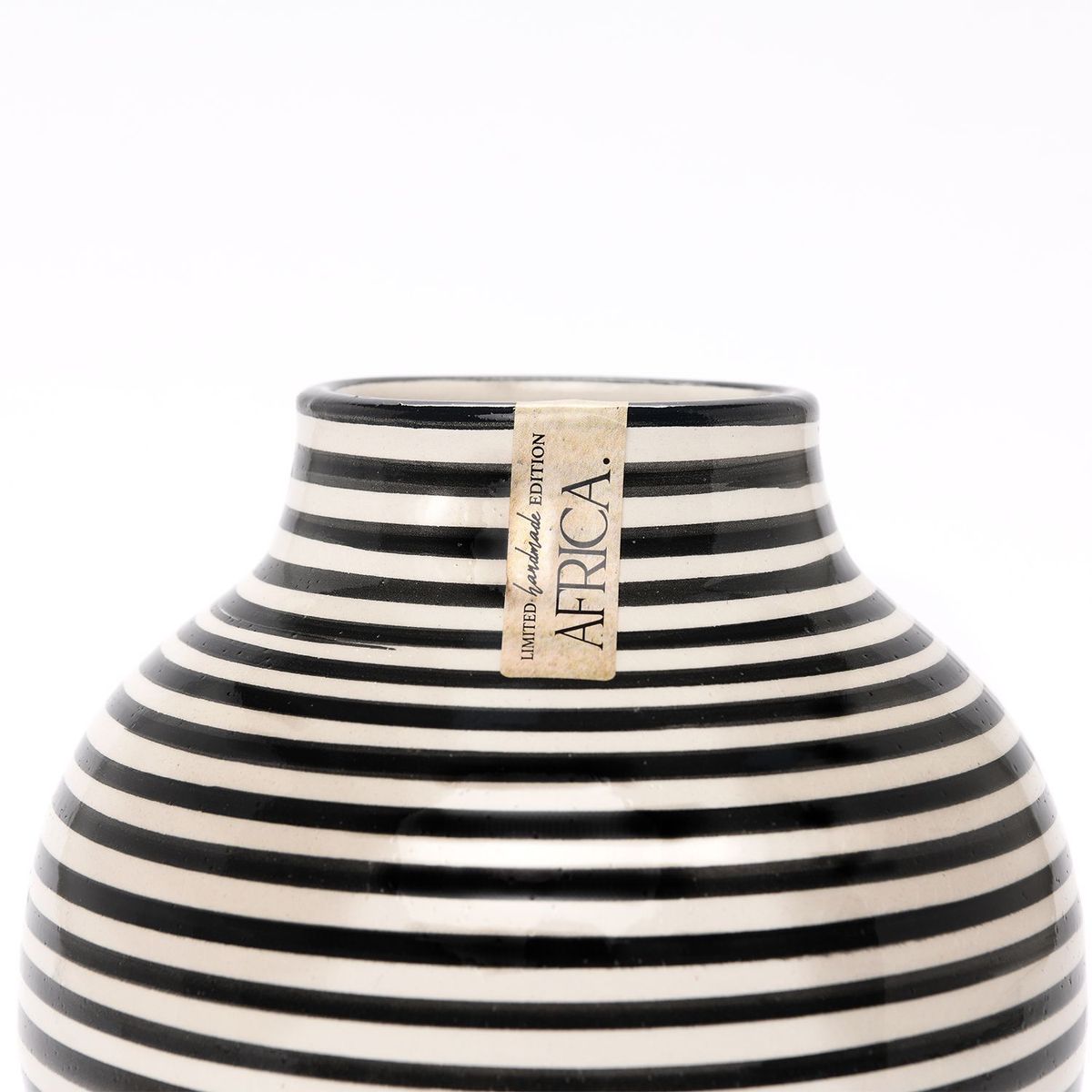 BASEMENT HOME - Vasija Dibujo 15 x 25 cm