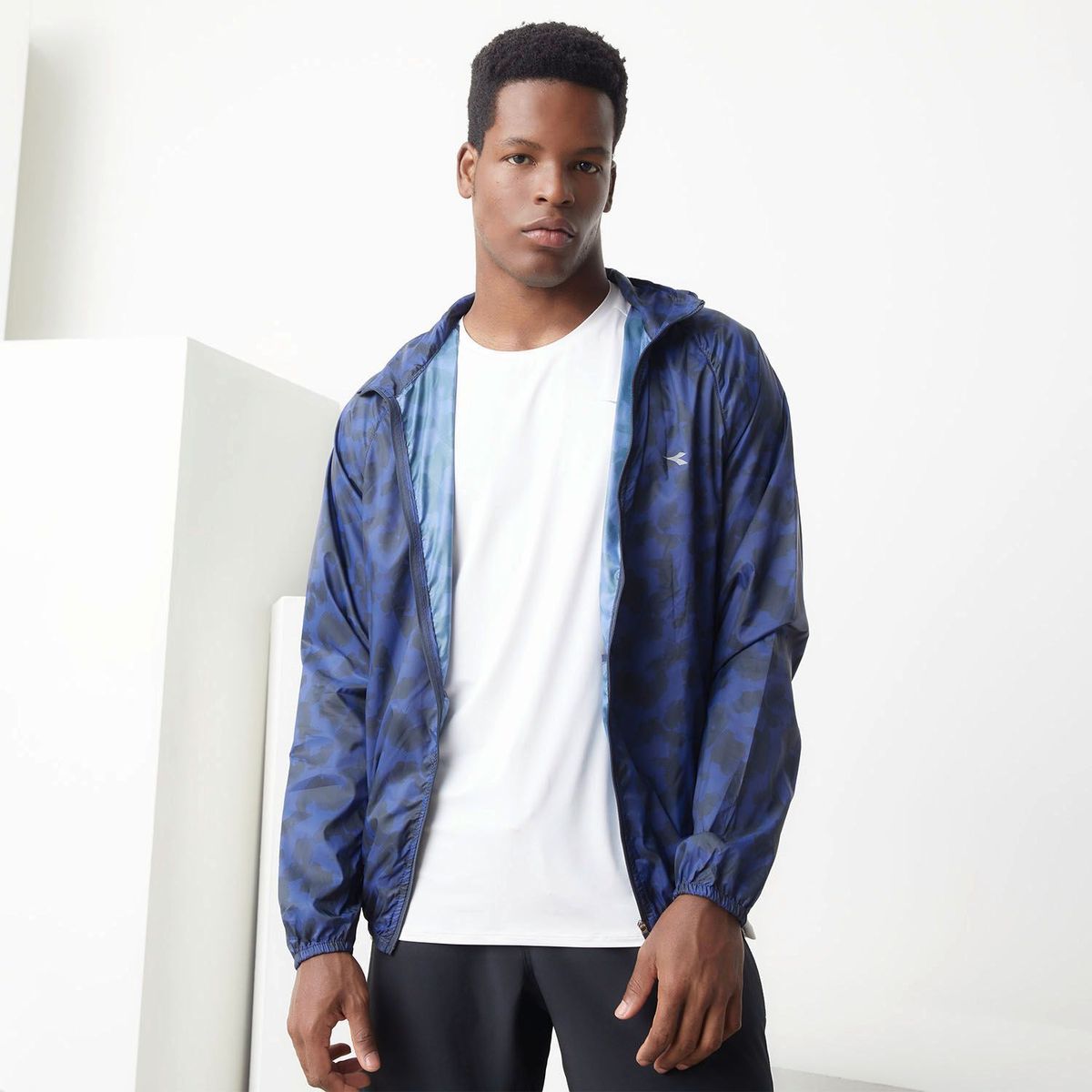 DIADORA - Casaca Cortaviento Deportivo Hombre Diadora