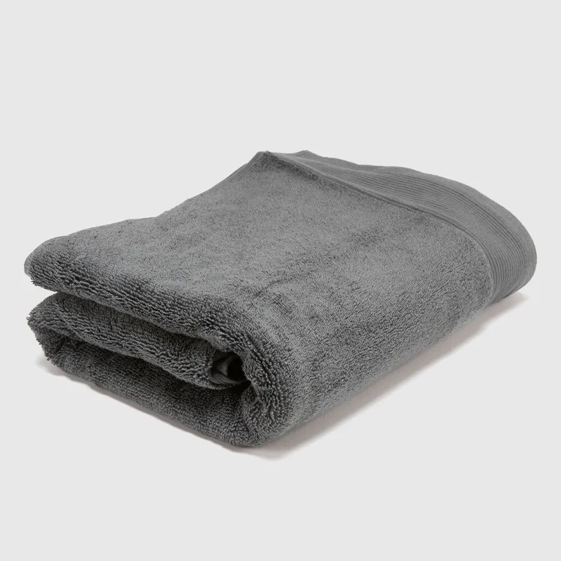 BASEMENT HOME - Toalla de Baño 100% Algodón Egipcio 700gr Basement Home