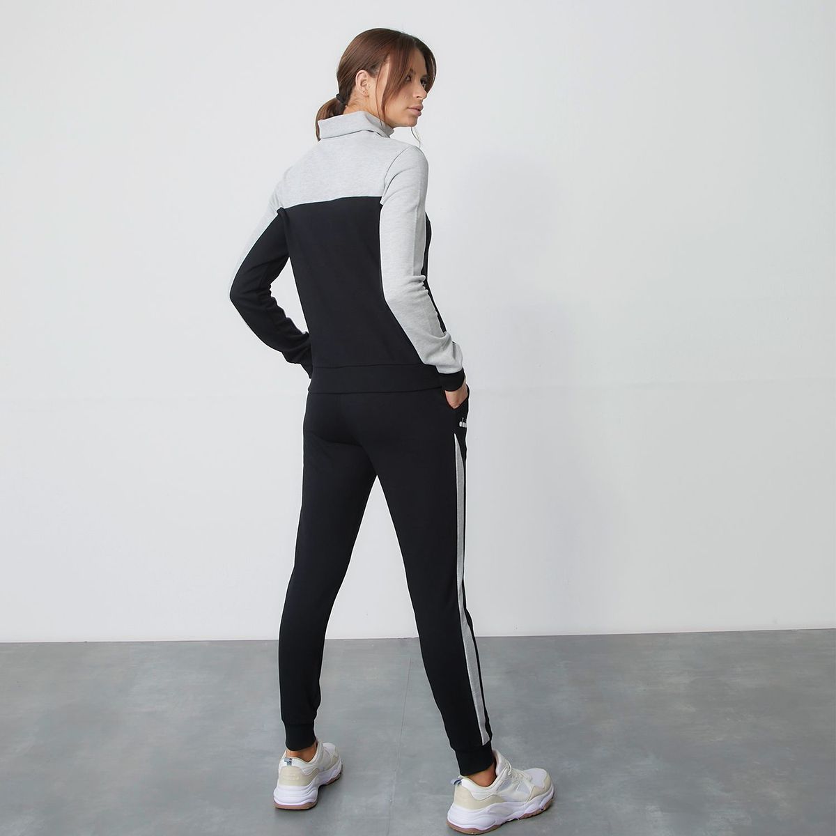 DIADORA - Buzo Conjunto Mujer Diadora