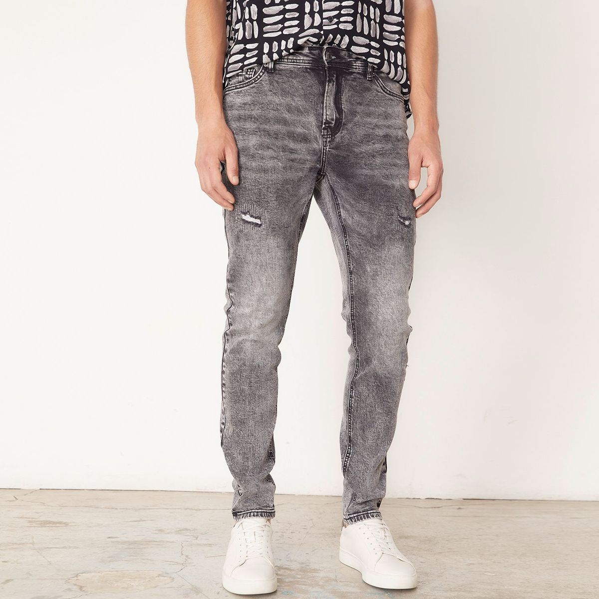 BASEMENT - Jean Hombre Basement