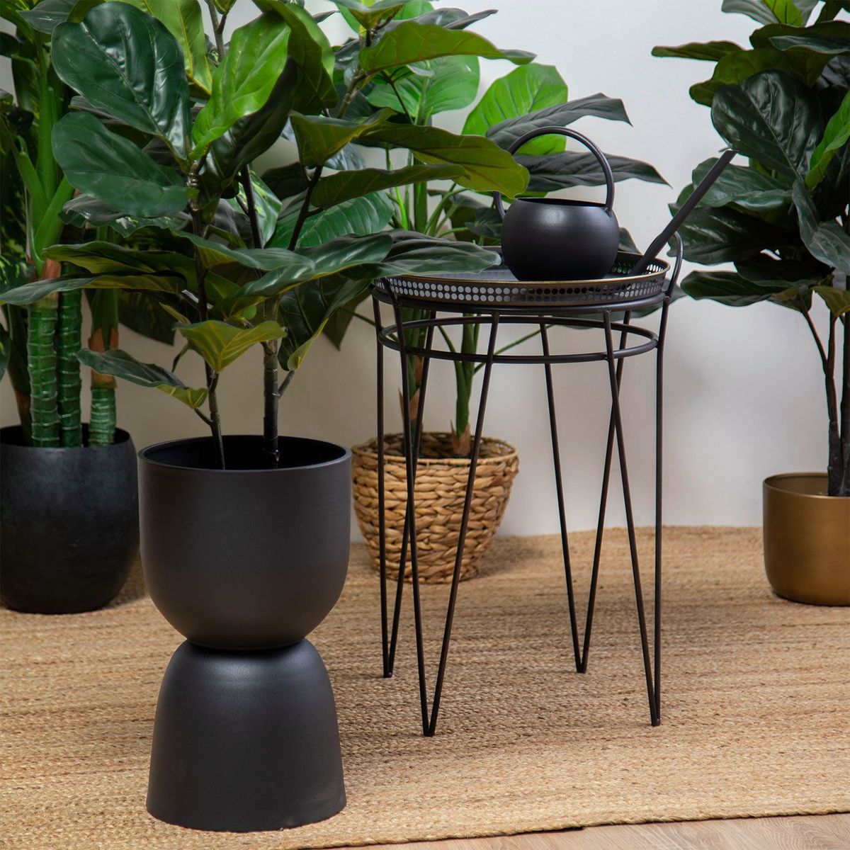 BASEMENT HOME - Maceta Negra de Metal 24X41Cm