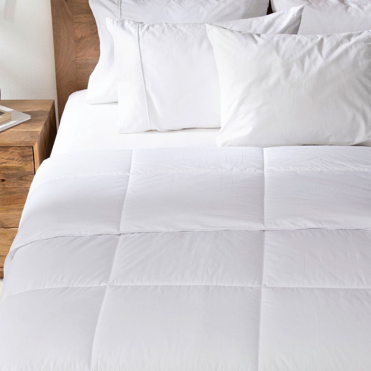 BASEMENT HOME - Edredón Hipoalergénico Antiácaros 250 GSM