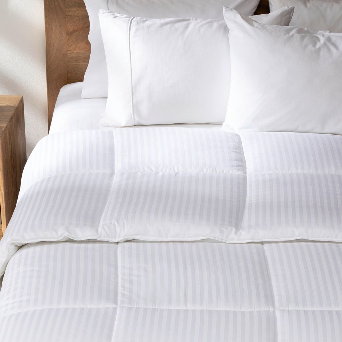 BASEMENT HOME - Edredón Hipoalergénico Antiácaros 500 GSM