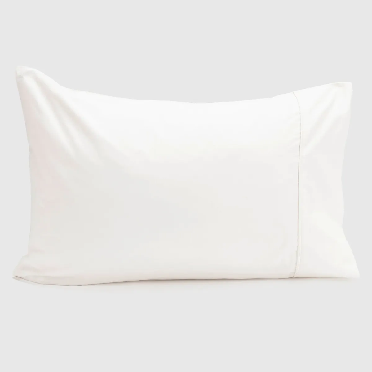 BASEMENT HOME - Set x2 Fundas de Almohada Lisas 100% Algodón.