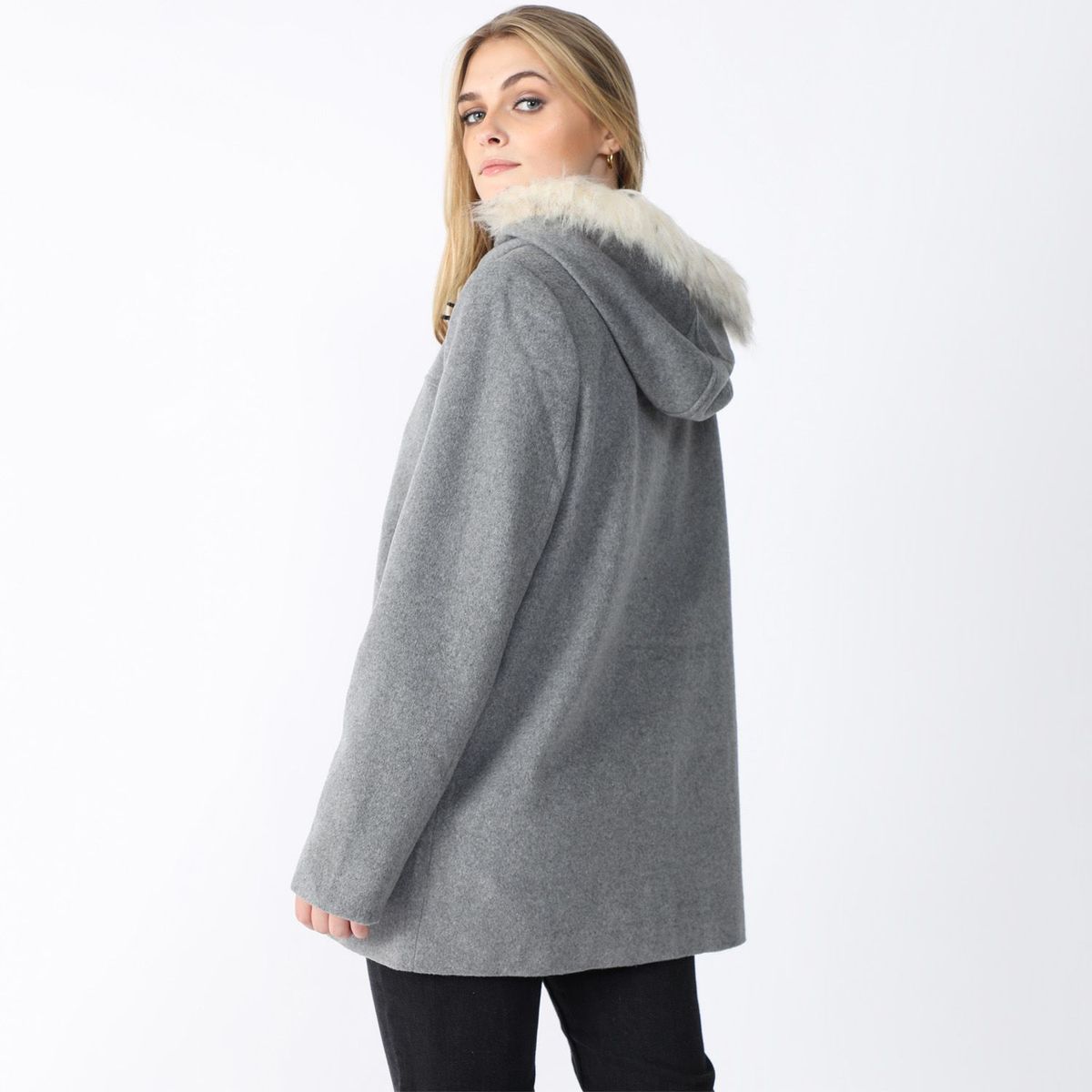 UNIVERSITY CLUB - Abrigo Mujer University Club