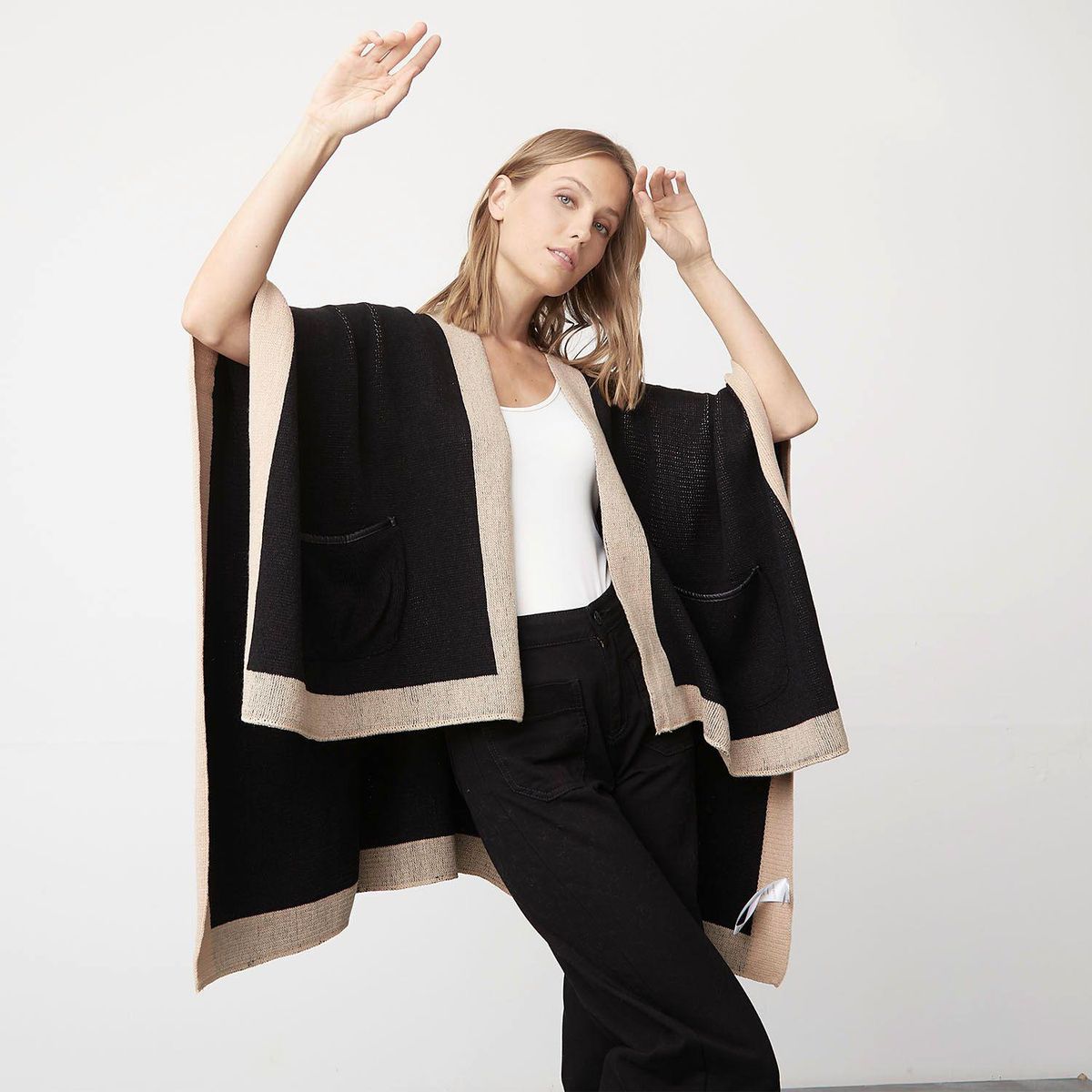 BASEMENT - Poncho Mujer Raya Basement