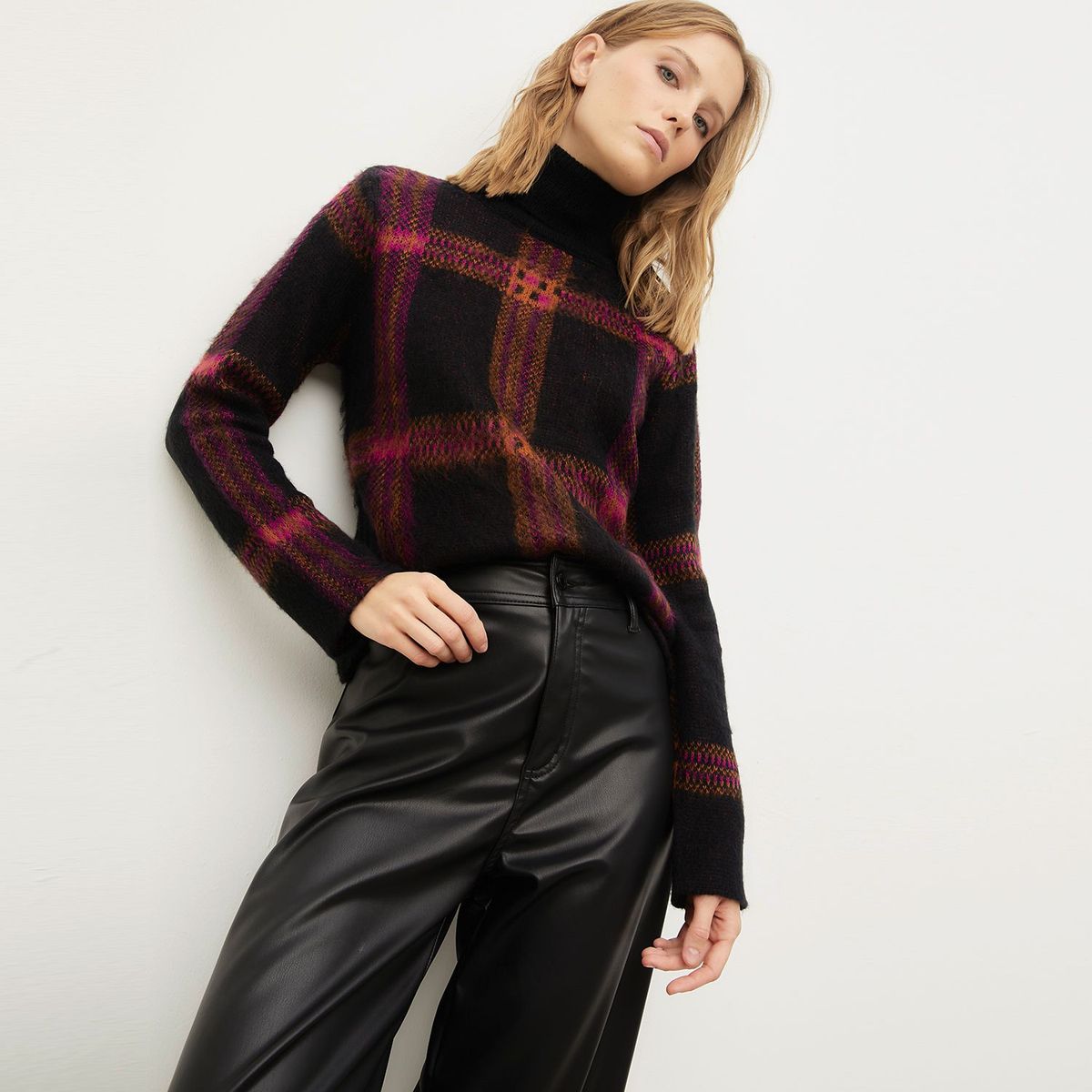 BASEMENT - Sweater Mujer Basement