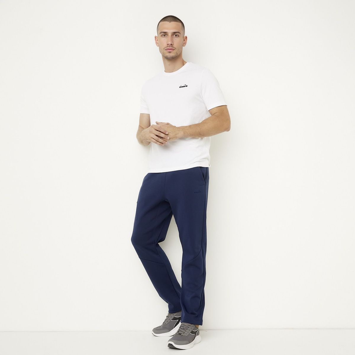 DIADORA - Pantalón de Buzo Regular Algodón Deportivo Diadora