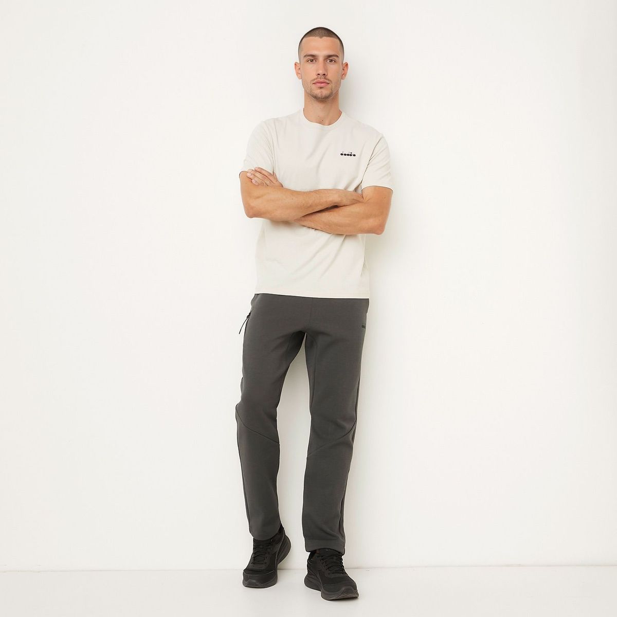 DIADORA - Pantalón de Buzo Regular Algodón Deportivo Diadora