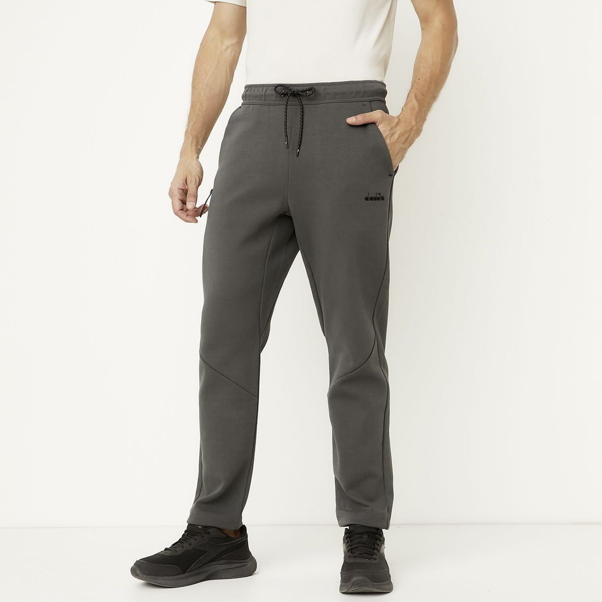 DIADORA - Pantalón de Buzo Regular Algodón Deportivo Diadora