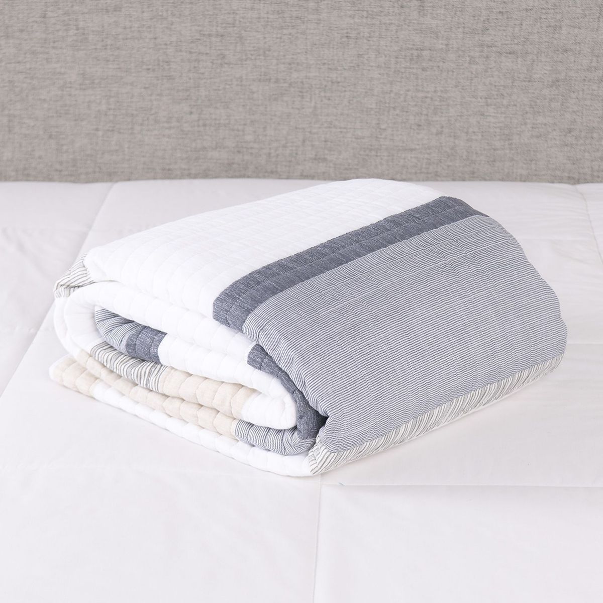 BASEMENT HOME - Cubrecama Estampado 100% Algodón Basement Home