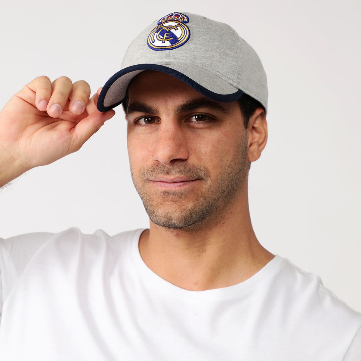 REAL MADRID - Gorro Deportivo Real Madrid