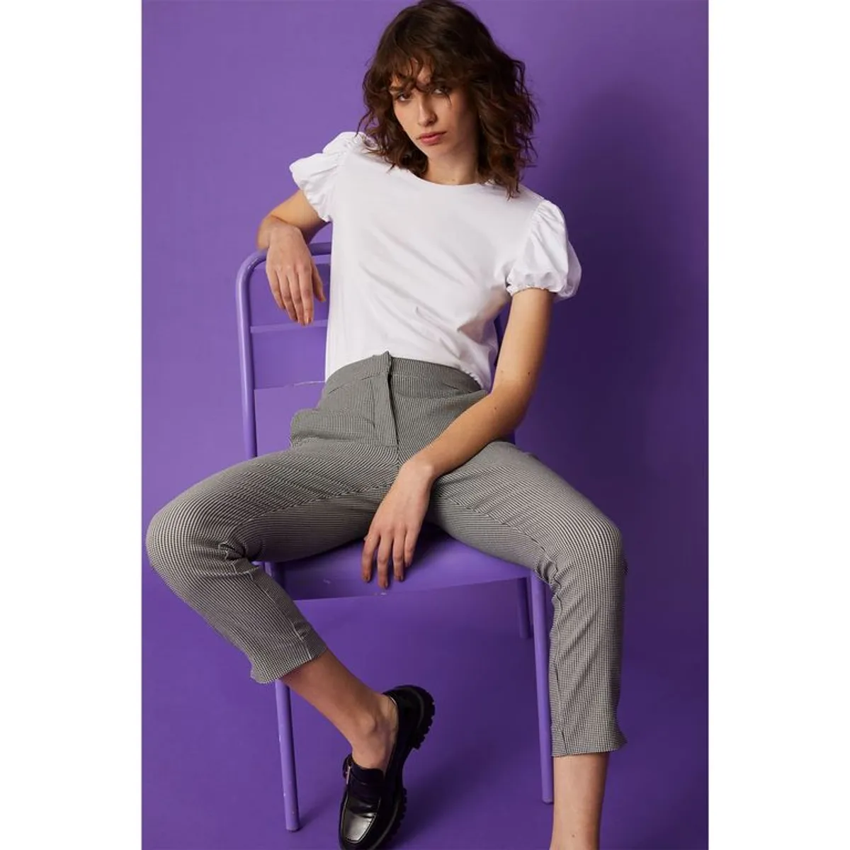 BASEMENT - Pantalon Straight Tiro Alto Mujer Basement