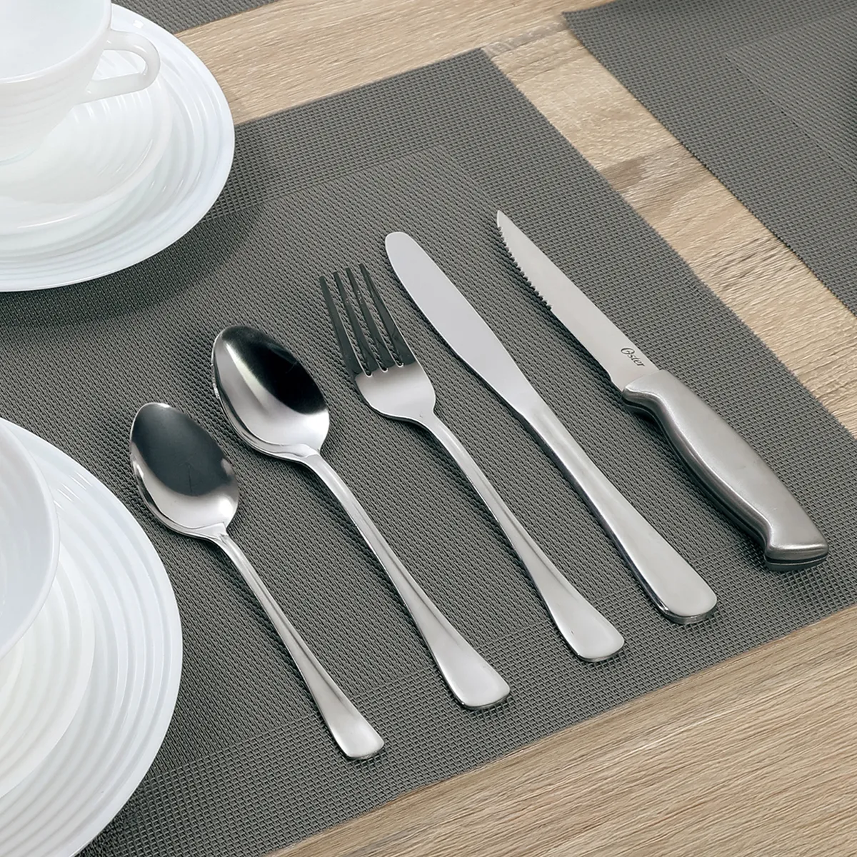 OSTER - Juego de Cubiertos 20 Piezas Oster