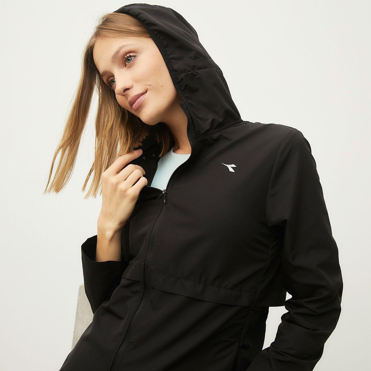 DIADORA - Casaca Deportiva Mujer Diadora