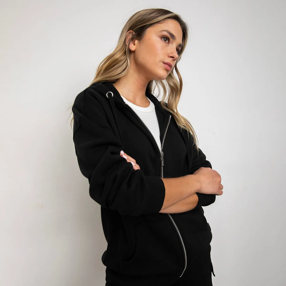 SYBILLA - Polera Sybilla Mujer Algodón con Cierre y Gorro