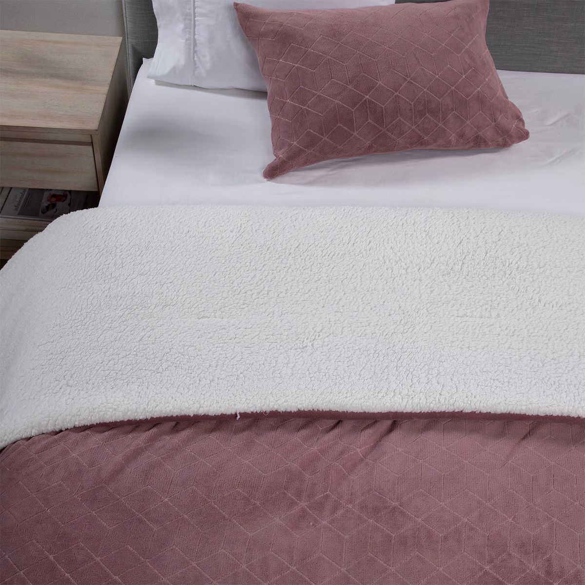 MICA - Cubrecama Coral Con Sherpa Mica